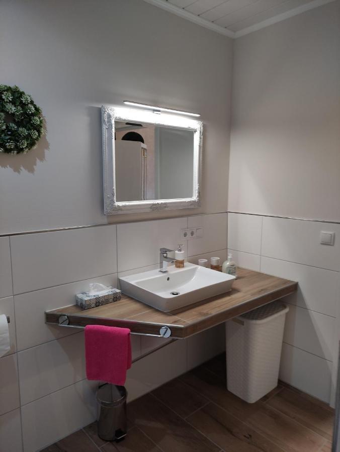 Ferienwohnung Zur Muehle Weener ภายนอก รูปภาพ