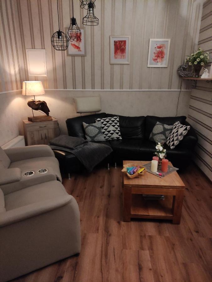 Ferienwohnung Zur Muehle Weener ภายนอก รูปภาพ
